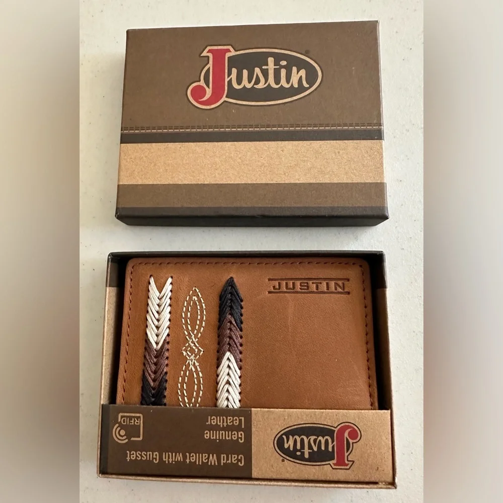 Justin Boots stylish tan